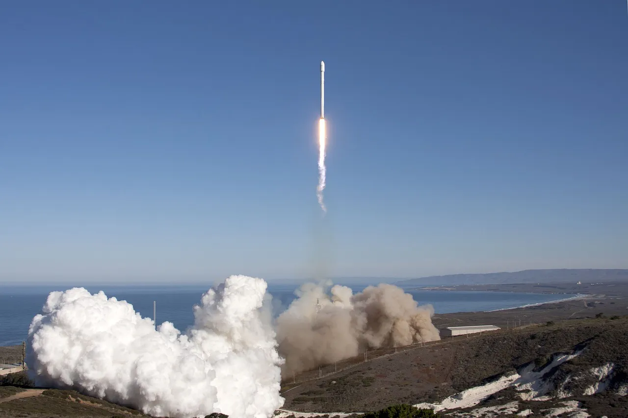 rocket-launch-693260_1280